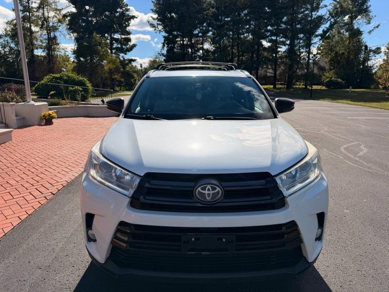 Toyota Highlander XLE AWD V6 2017