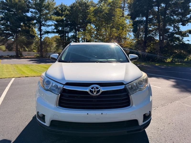 Toyota Highlander XLE AWD V6 2016