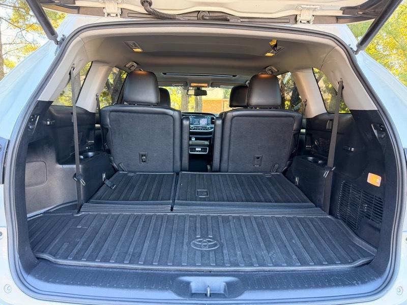 Toyota Highlander XLE AWD V6 2016