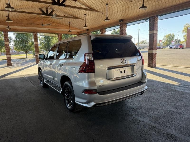 Lexus GX 460 4WD 4dr Premium 2017
