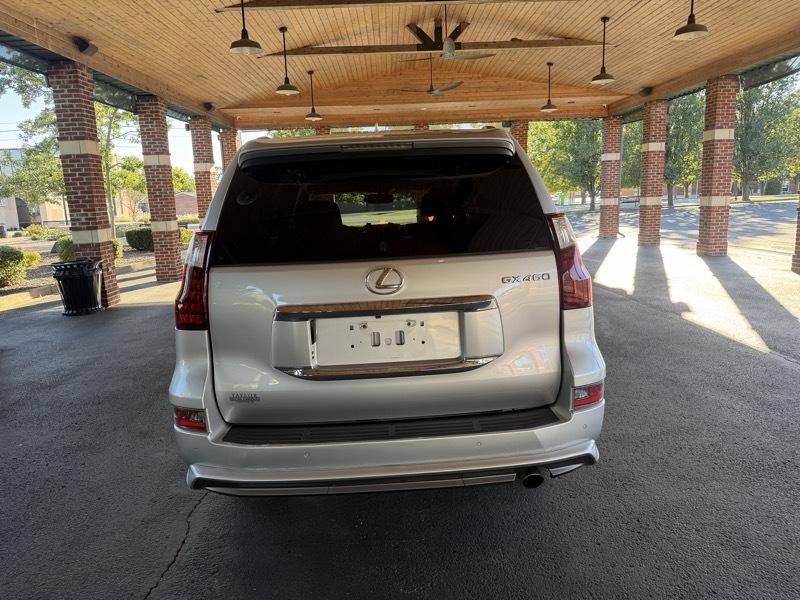 Lexus GX 460 4WD 4dr Premium 2017
