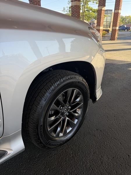 Lexus GX 460 4WD 4dr Premium 2017