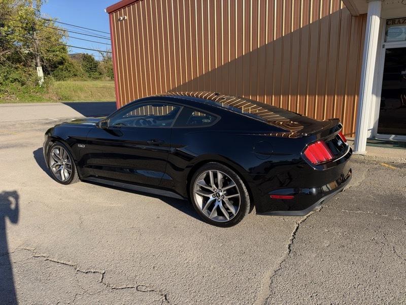Ford Mustang GT Premium Coupe 2015