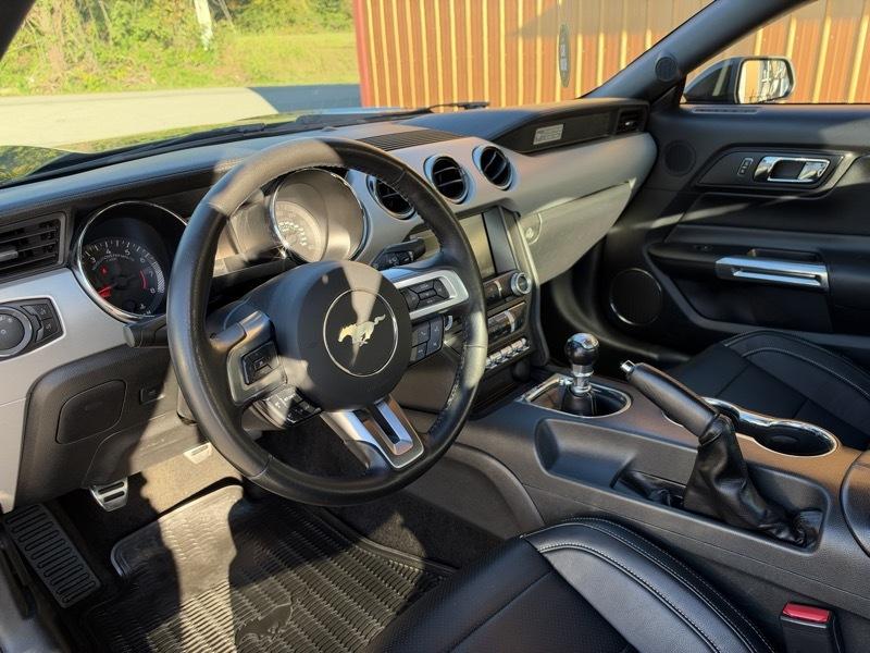 Ford Mustang GT Premium Coupe 2015