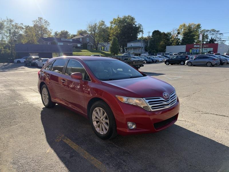 Toyota Venza LE I4 FWD 2012
