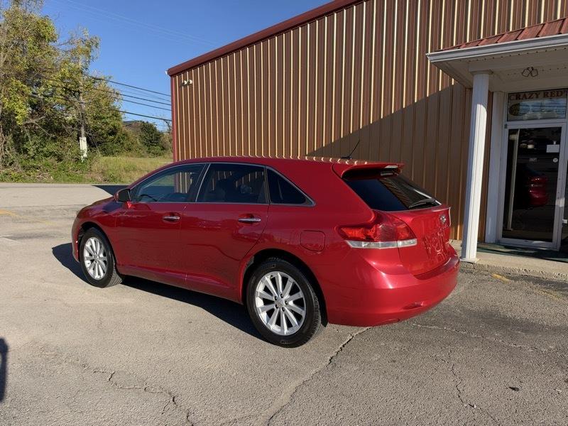 Toyota Venza LE I4 FWD 2012