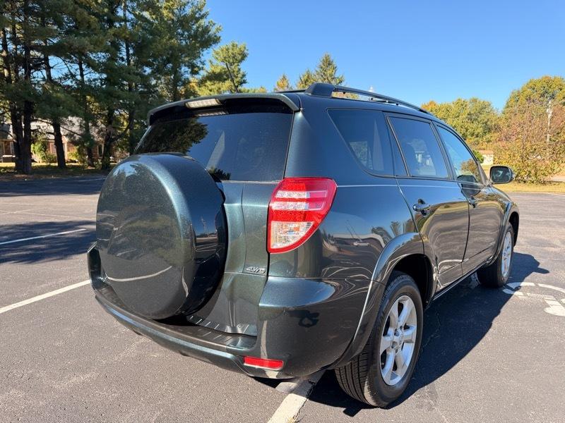 Toyota RAV4 Limited V6 4WD 2011