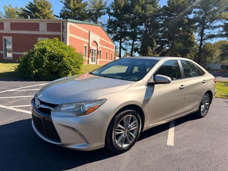 Toyota Camry SE 2017