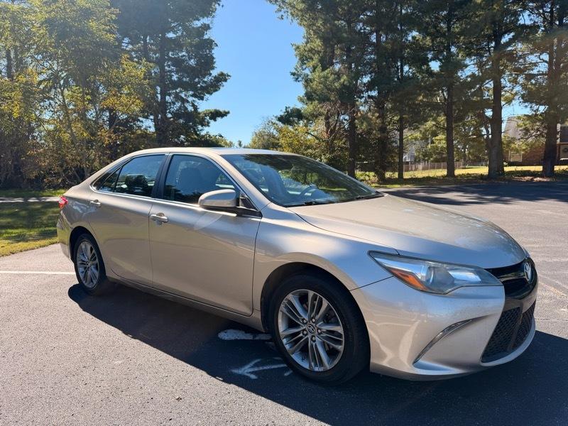 Toyota Camry SE 2017
