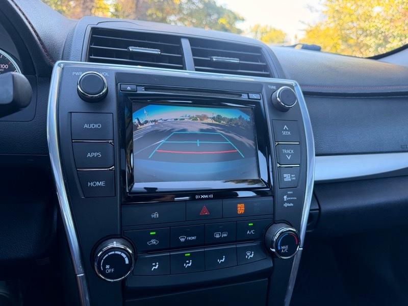 Toyota Camry SE 2017