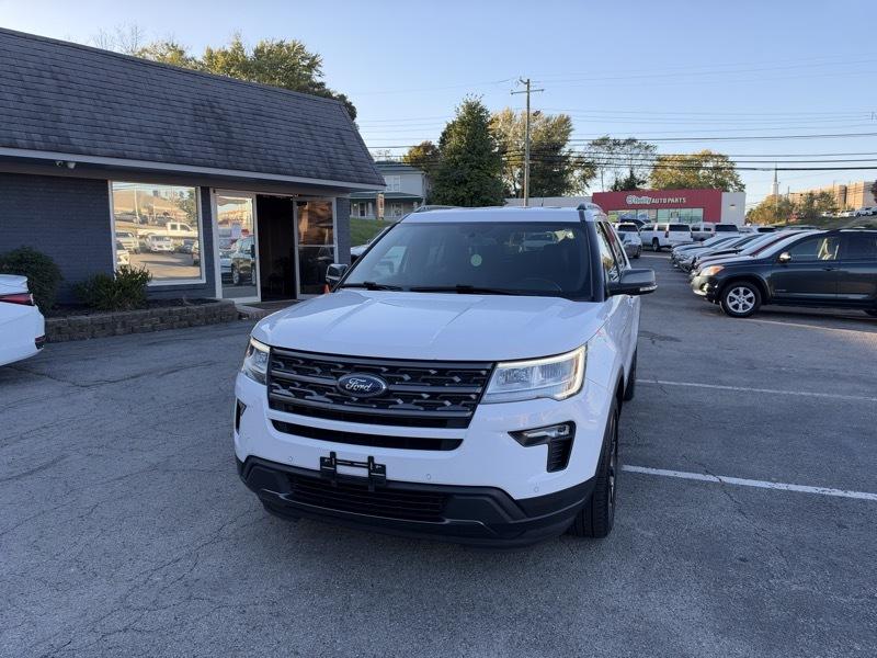 Ford Explorer XLT 4WD 2018