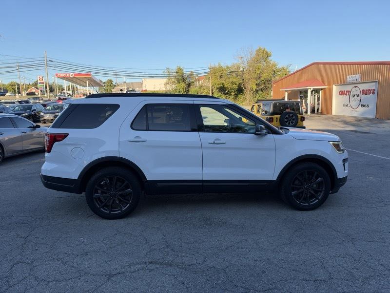 Ford Explorer XLT 4WD 2018