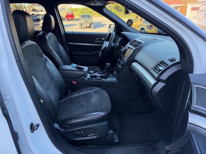 Ford Explorer XLT 4WD 2018