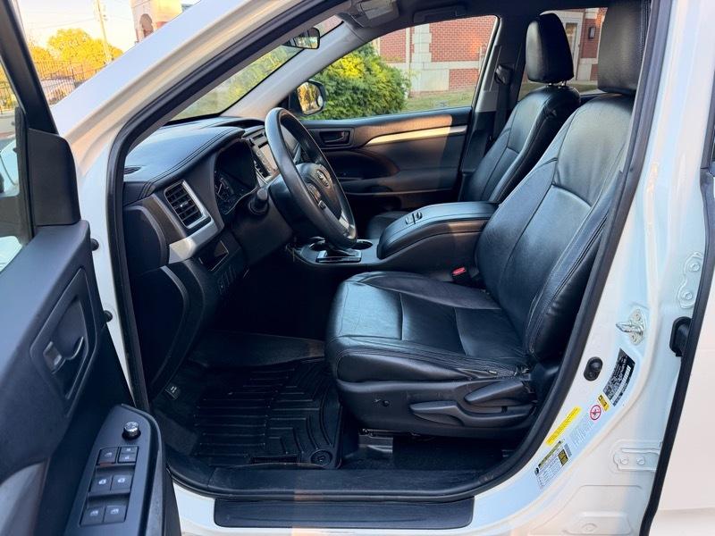 Toyota Highlander  2015