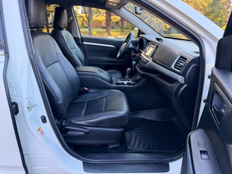 Toyota Highlander  2015