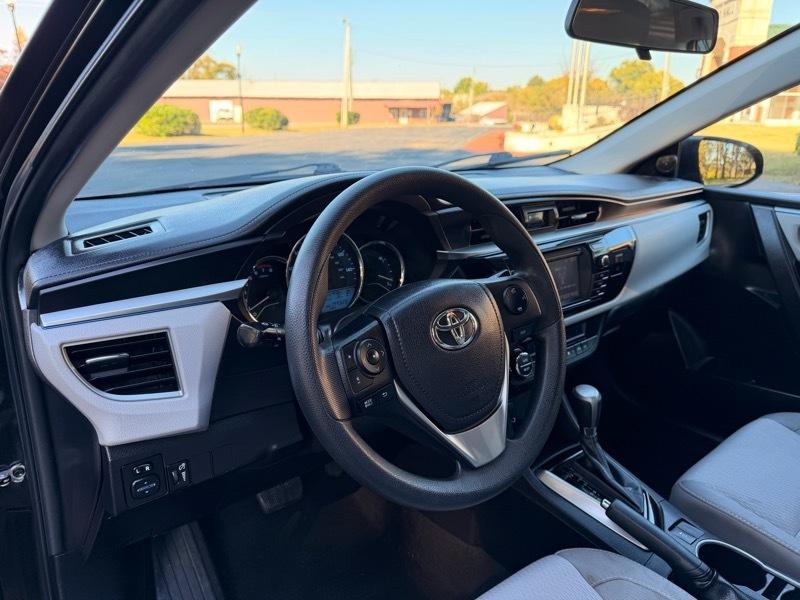 Toyota Corolla  2015