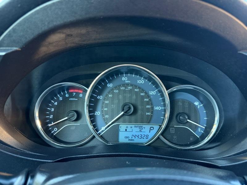 Toyota Corolla  2015