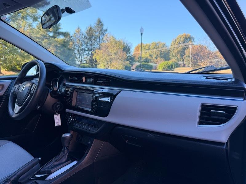 Toyota Corolla  2015
