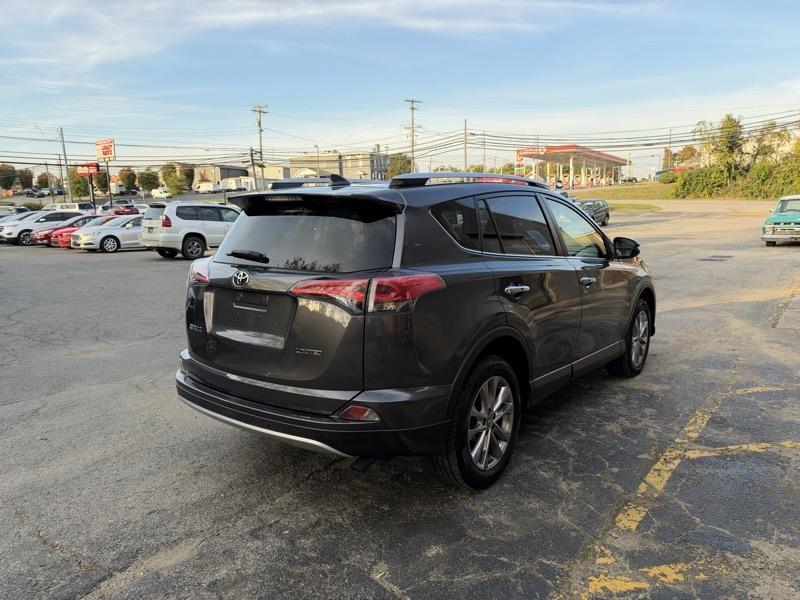 Toyota RAV4 Limited FWD 2016