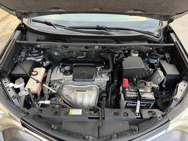 Toyota RAV4 Limited FWD 2016