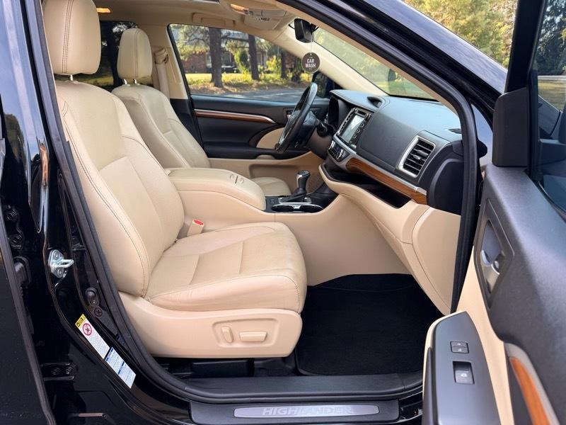 Toyota Highlander Hybrid Limited Platinum AWD 2017
