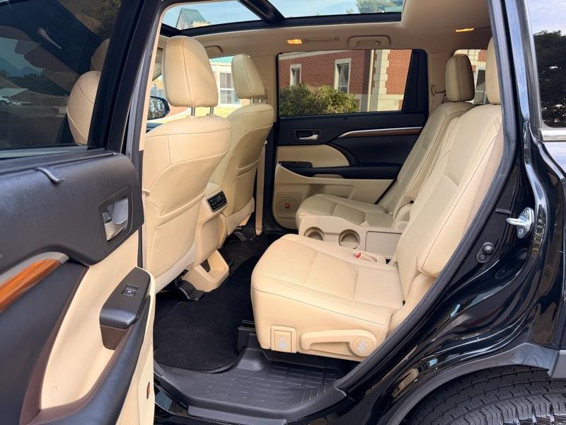 Toyota Highlander Hybrid Limited Platinum AWD 2017