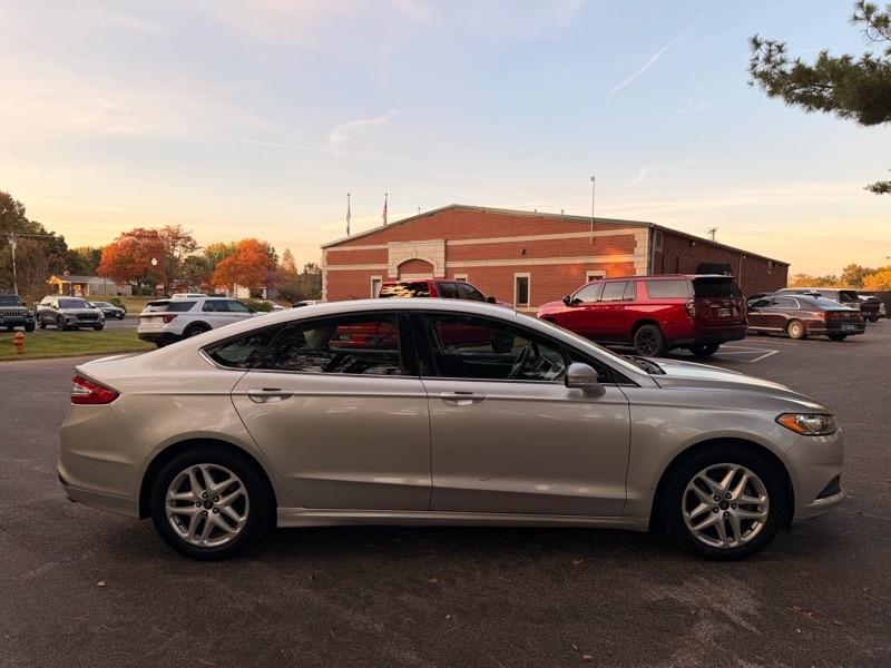 Ford Fusion SE 2013