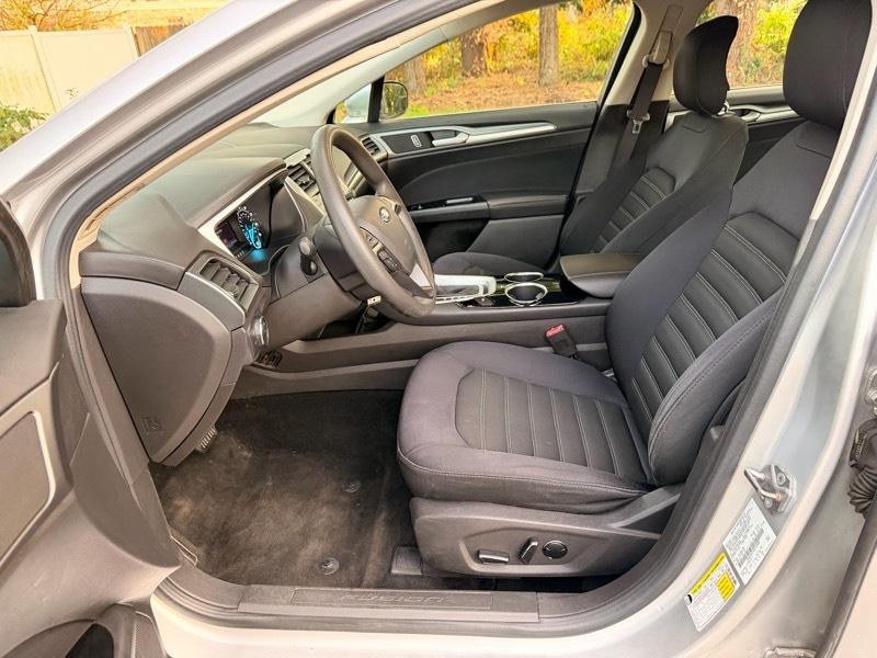 Ford Fusion SE 2013