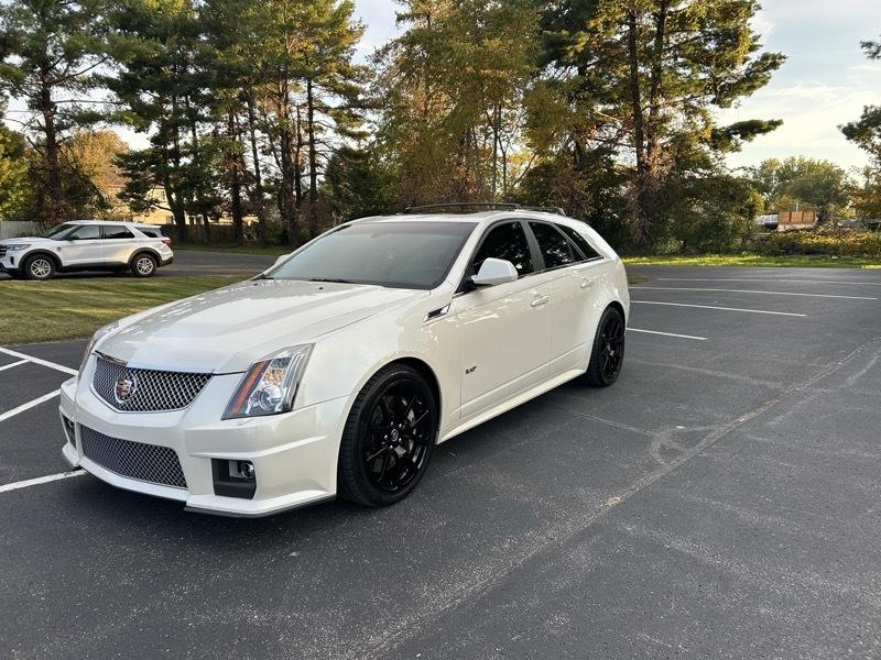 Cadillac CTS-V Wagon 5dr Wgn 6.2L 2013