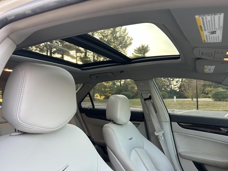 Cadillac CTS-V Wagon 5dr Wgn 6.2L 2013