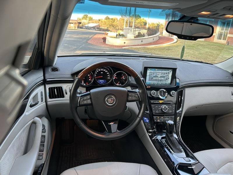 Cadillac CTS-V Wagon 5dr Wgn 6.2L 2013