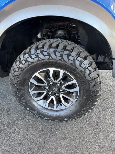 Ford F-150 SVT Raptor 2012