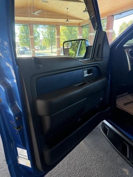 Ford F-150 SVT Raptor 2012