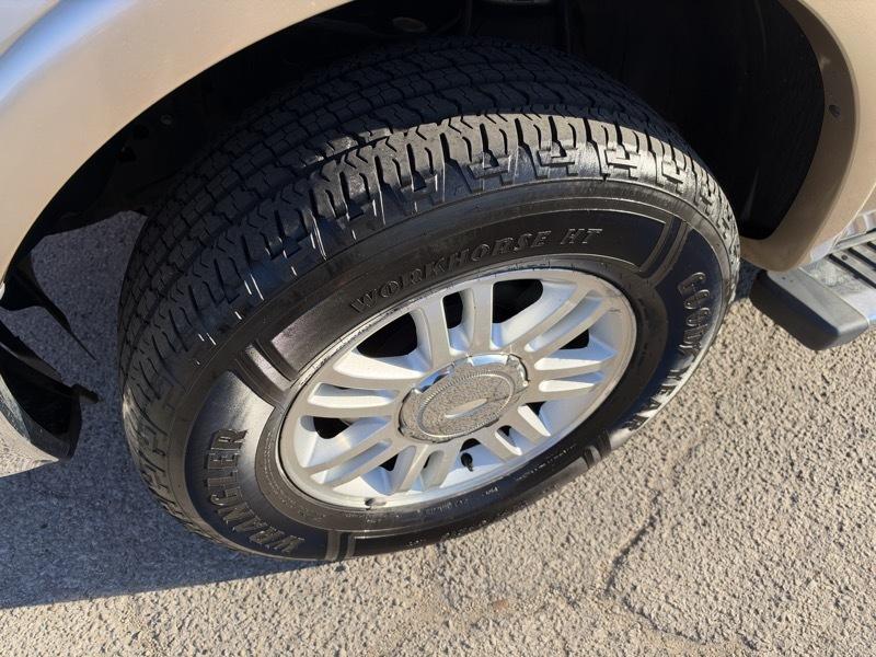Ford F-150 Lariat SuperCrew 5.5-ft. Bed 4WD 2012