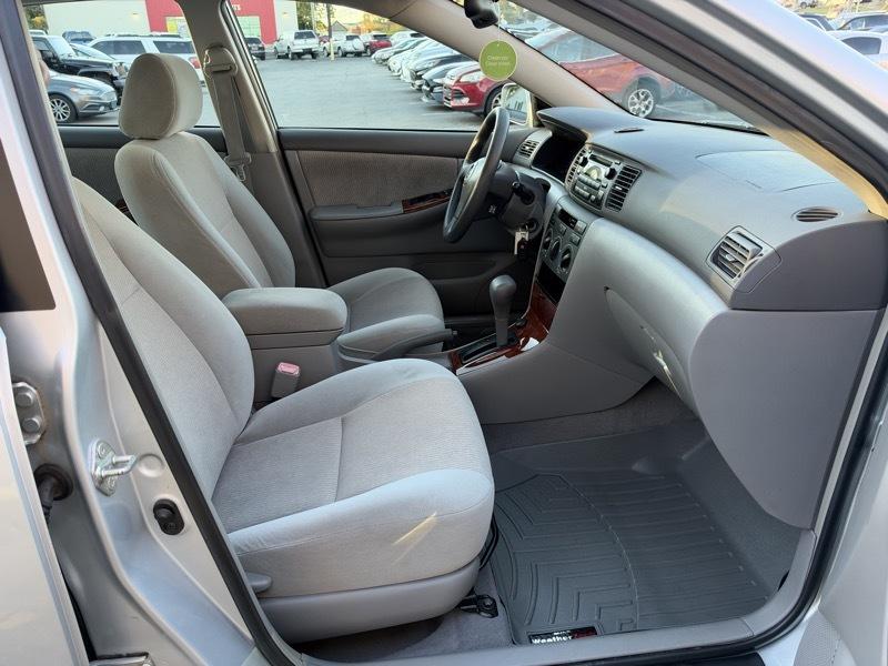 Toyota Corolla LE 2007