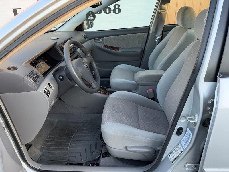 Toyota Corolla LE 2007