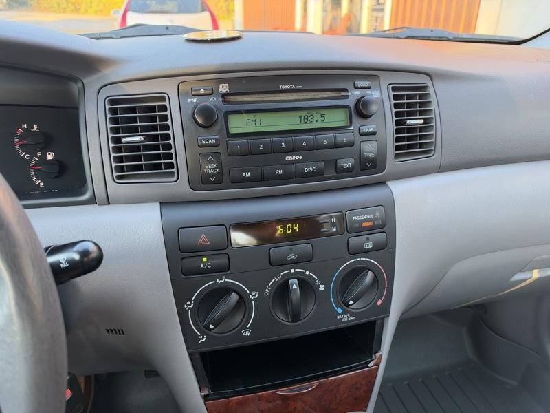 Toyota Corolla LE 2007