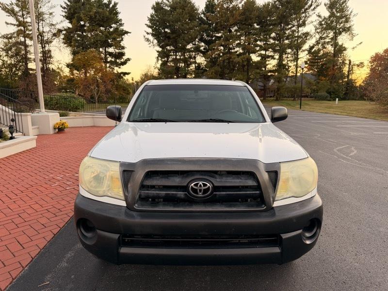 Toyota Tacoma Regular Cab 2WD 2006