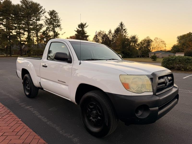 Toyota Tacoma Regular Cab 2WD 2006