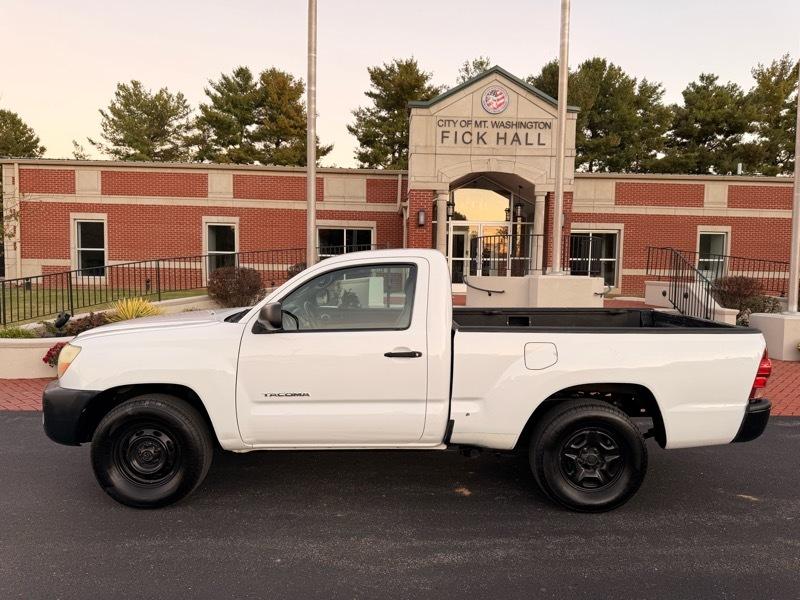 Toyota Tacoma Regular Cab 2WD 2006