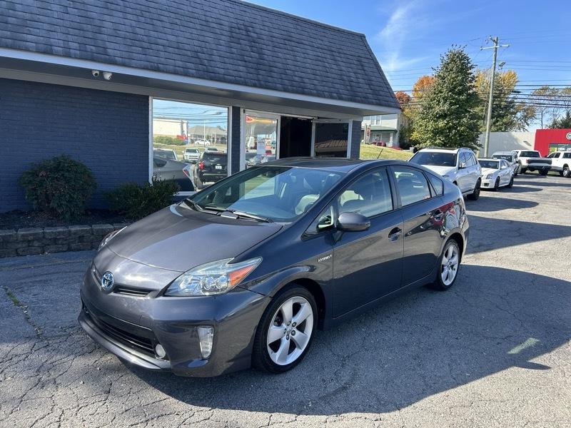 Toyota Prius Two 2015