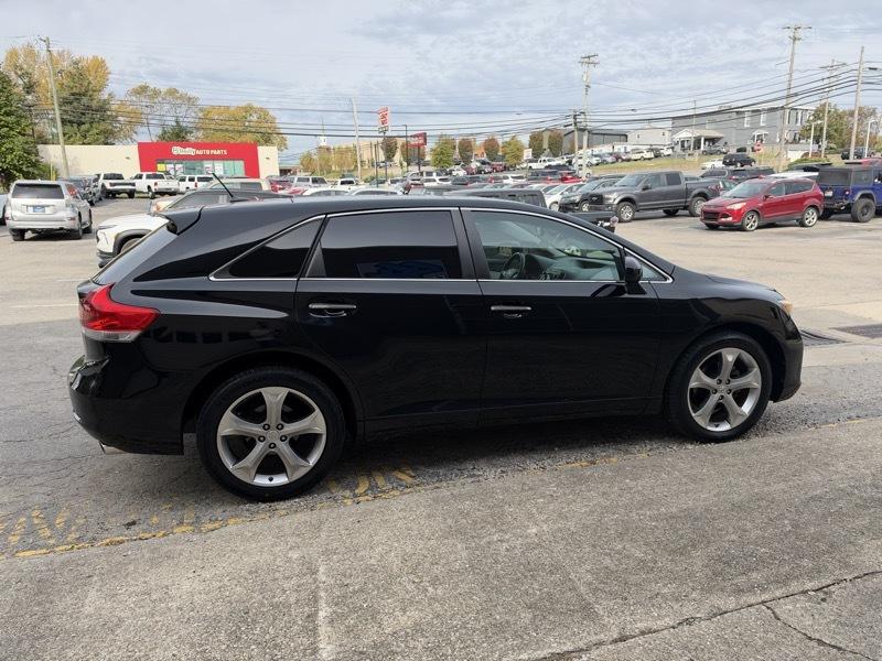 Toyota Venza AWD V6 2011