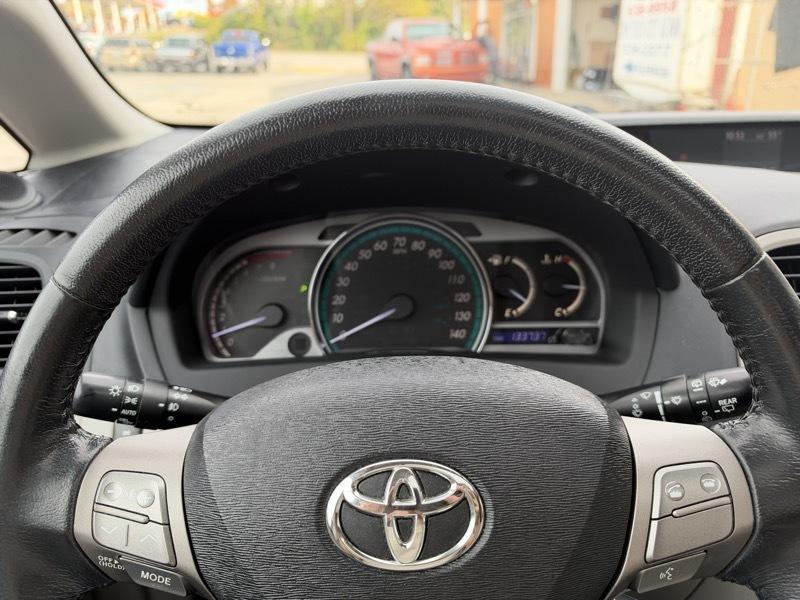 Toyota Venza AWD V6 2011