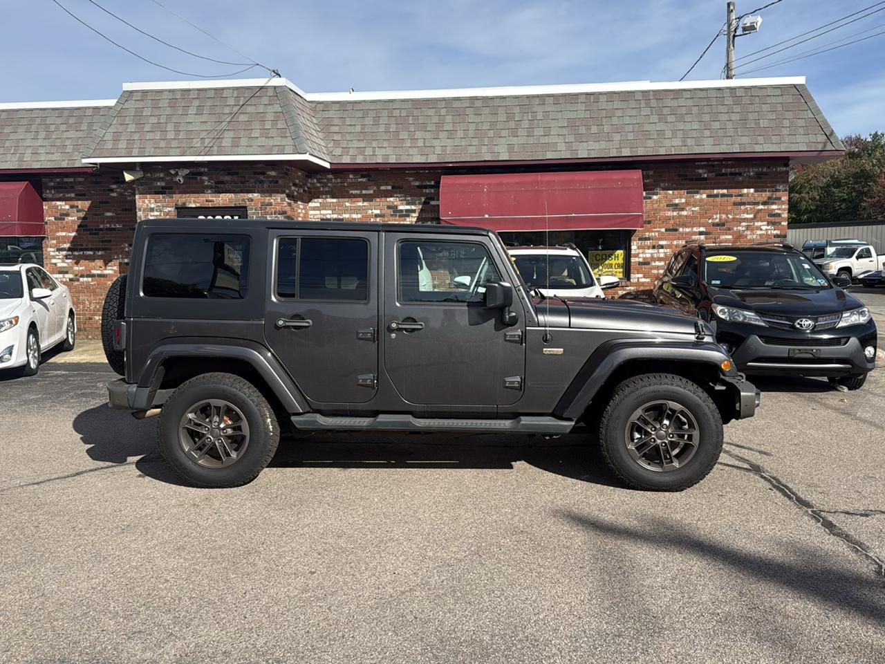 Jeep Wrangler 4WD 4dr Unlimited Sahara 2016