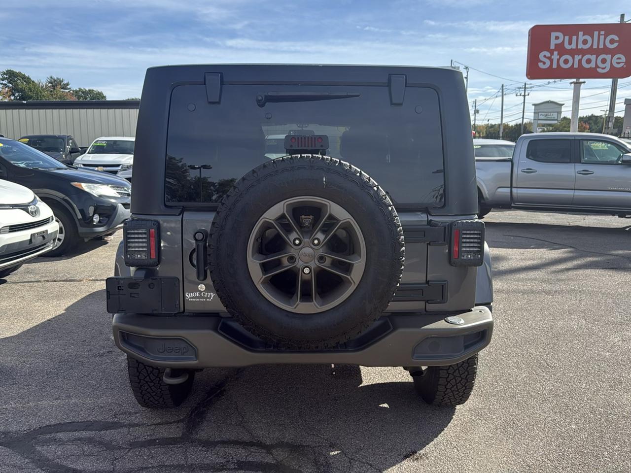 Jeep Wrangler 4WD 4dr Unlimited Sahara 2016