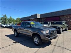 2017 Toyota Tacoma  2017 Toyota Tacoma