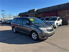 2012 Toyota Sienna 