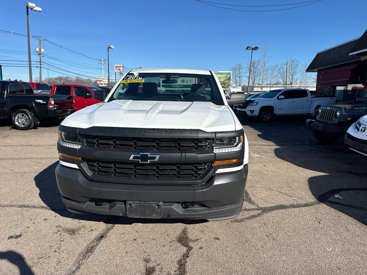 Chevrolet Silverado 1500 4WD Reg Cab 133.0" LS 2018