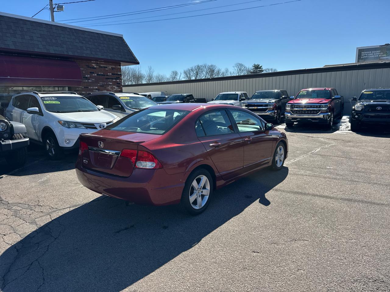 Honda Civic 4dr Sdn LX Auto 2010