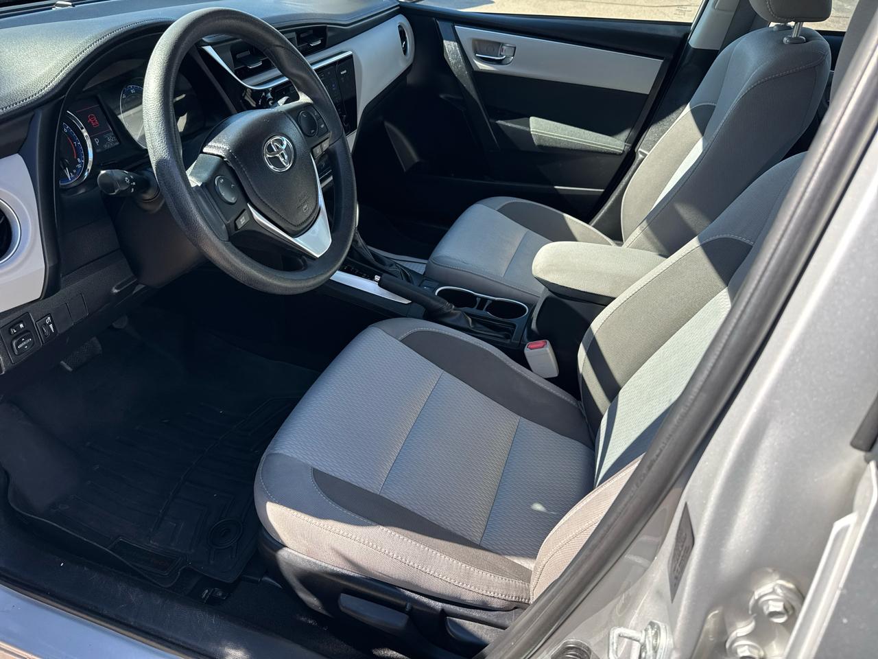 Toyota Corolla LE CVT 2017